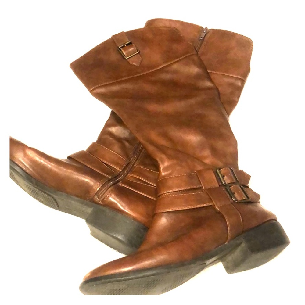 Tall zipper boots